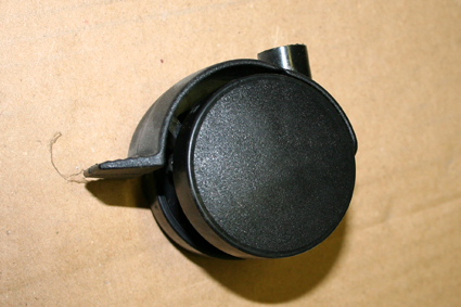 Doppelrolle Ø50mm, mit Kappe schwarz Kunststoff, Bolzennloch 8mm, für Stechstift, Feststeller Doppelrolle mit harter Lauffläche, nicht geeignet für u.a. Parkett, Laminat